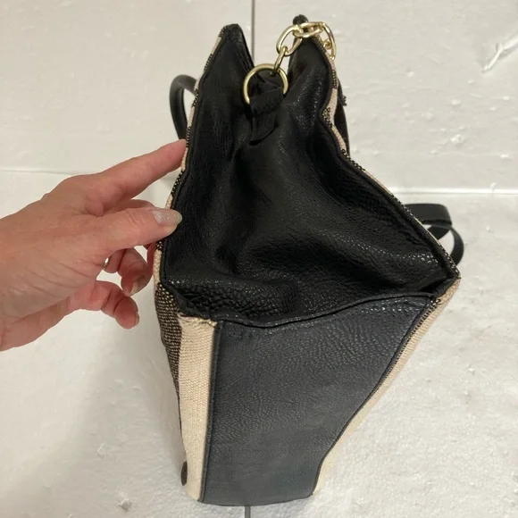 Striped Black and Tan Women's Handbag - Picture 5 of 10